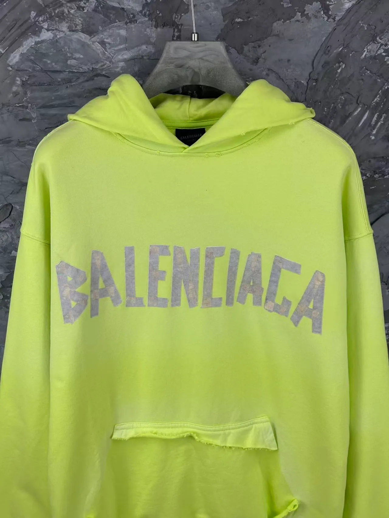 BALENCI*GA 24ss Hot Sale . . . . . , . 450g os . Same Style -Color： Green Khaki -SIZE：XS S M L 8912#